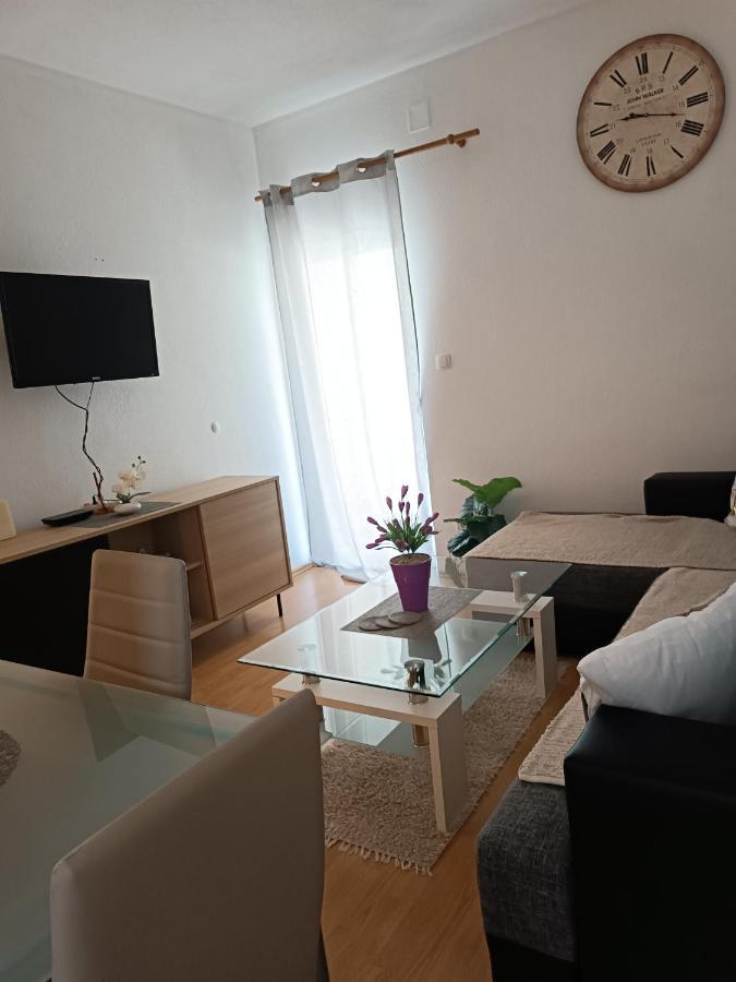 Apartment "San Marino" Baška Voda Kültér fotó