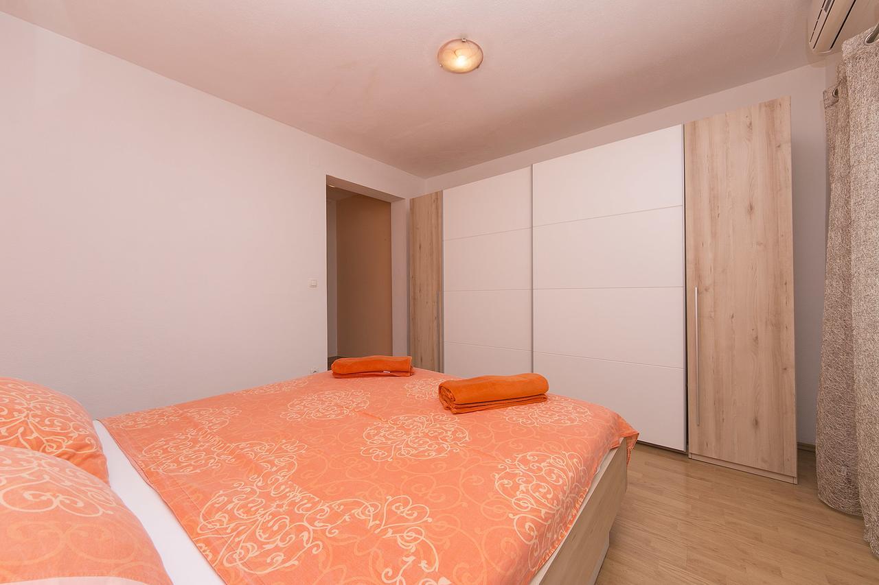 Apartment "San Marino" Baška Voda Kültér fotó